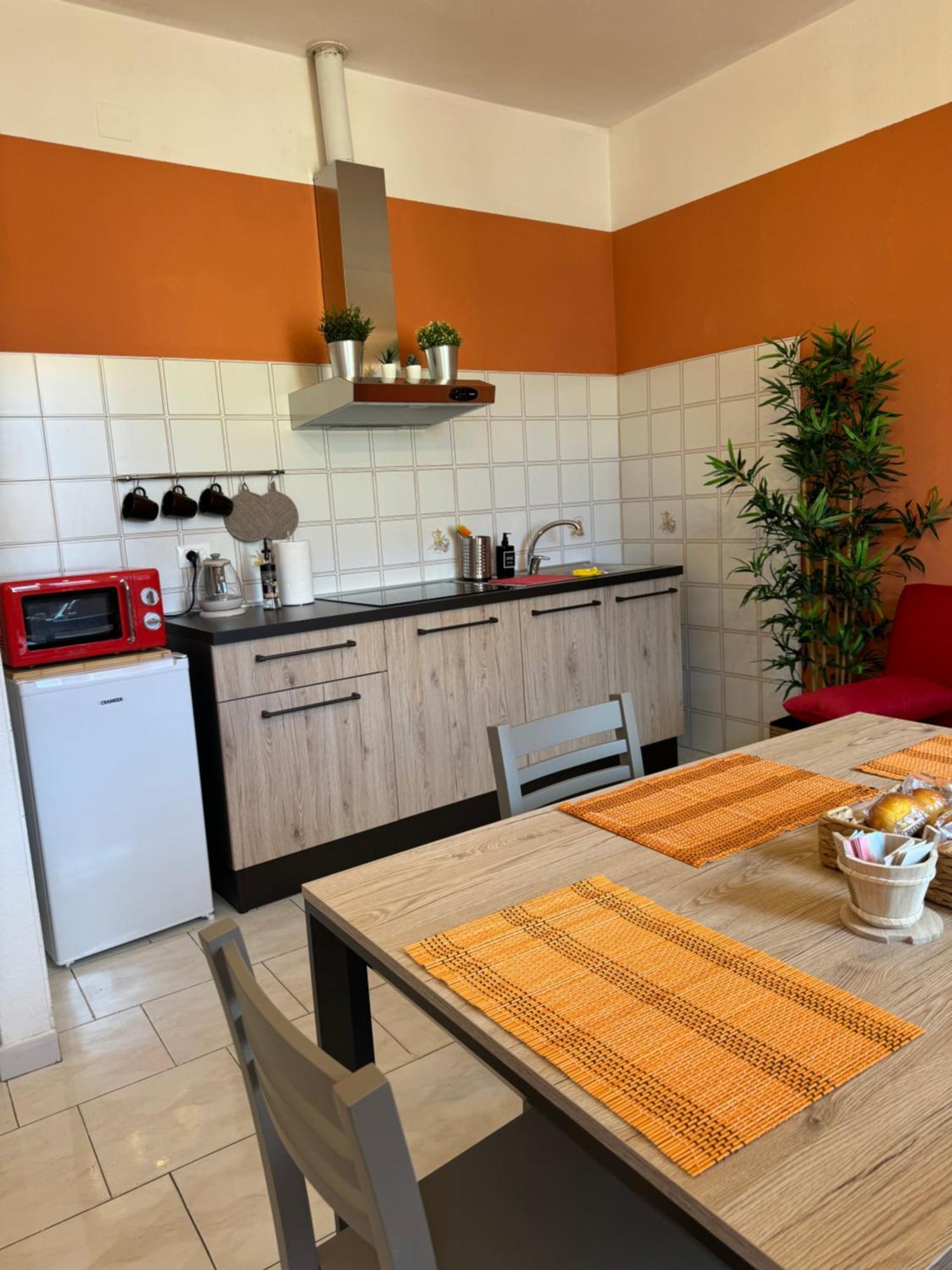 Colben Tuscany Home - Il Mare Dalla Finestra Nell'Atmosfera Tipica Livornese Livorno Esterno foto